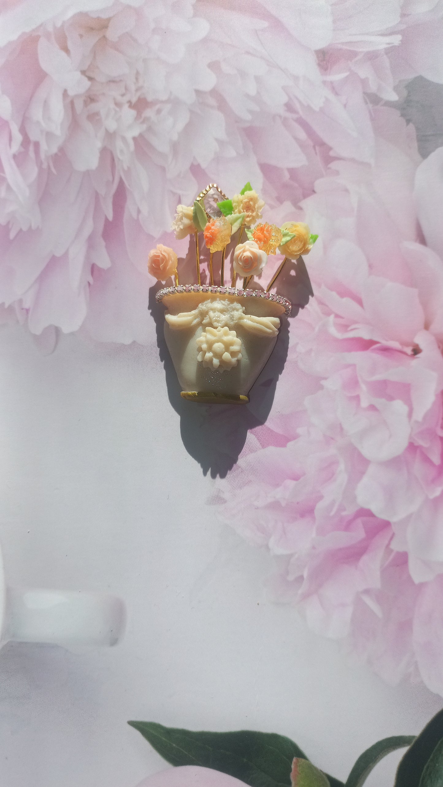 Beige cream colour garden flower pot brooch