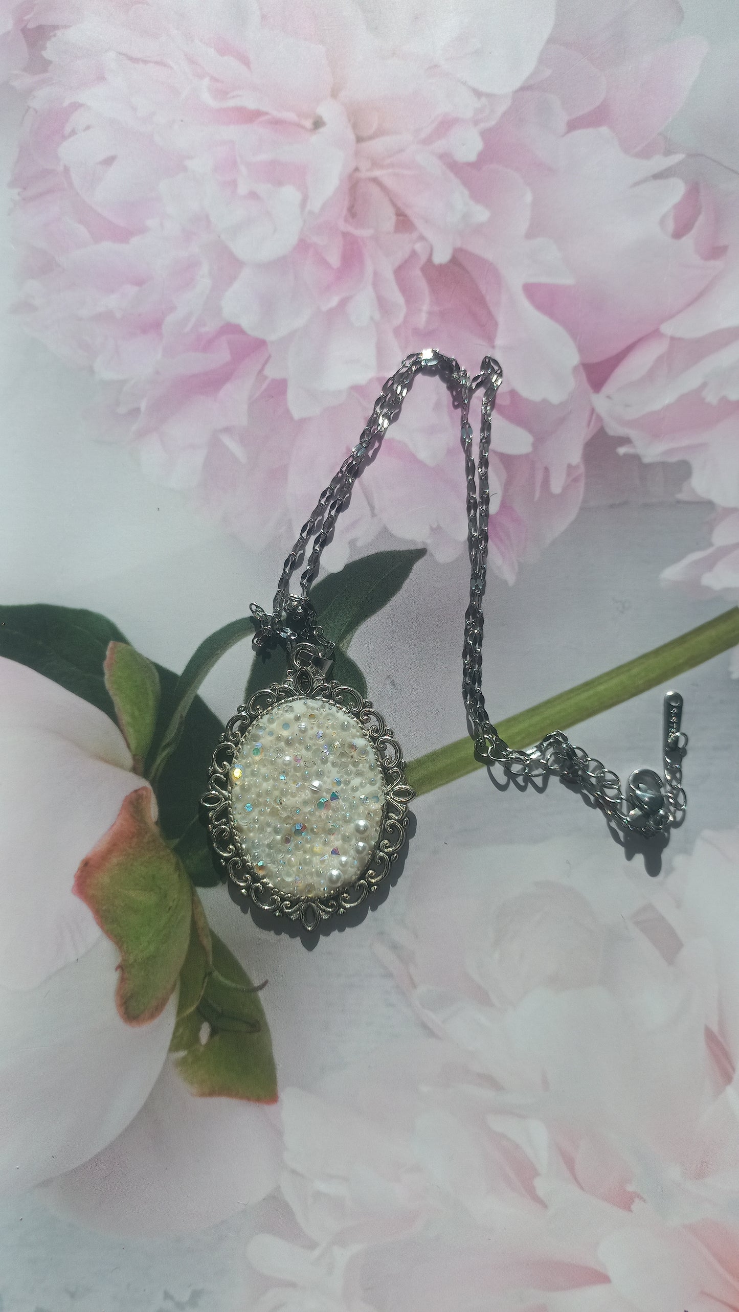 Vintage silver white polymer clay pendant with chain