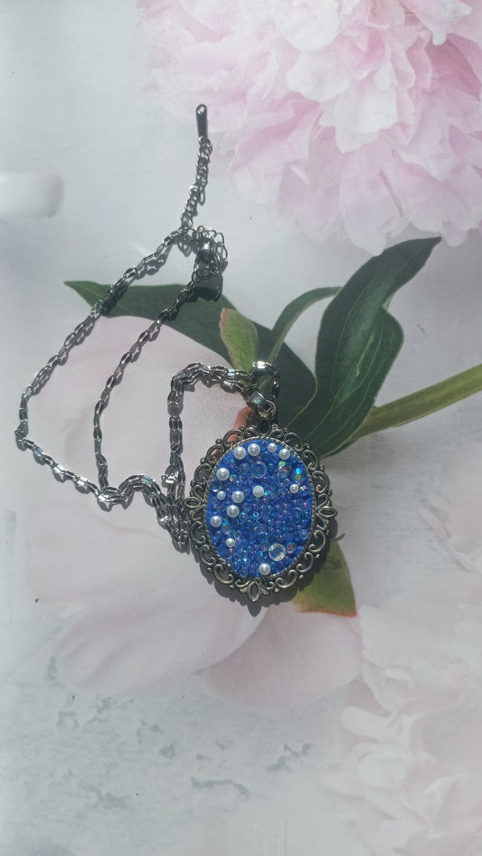 Vintage antique silver royal blue pendant and crystals with chain