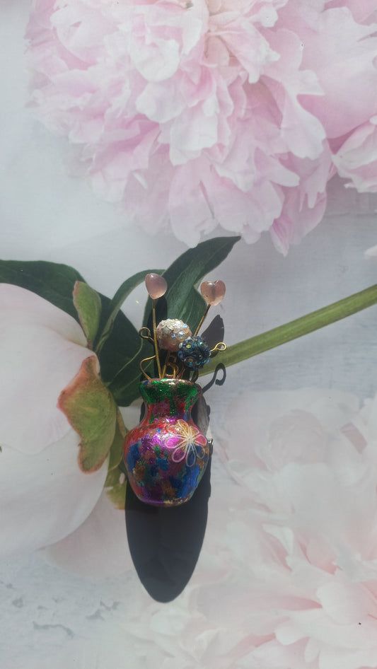 Multi foil coloured vase brooch