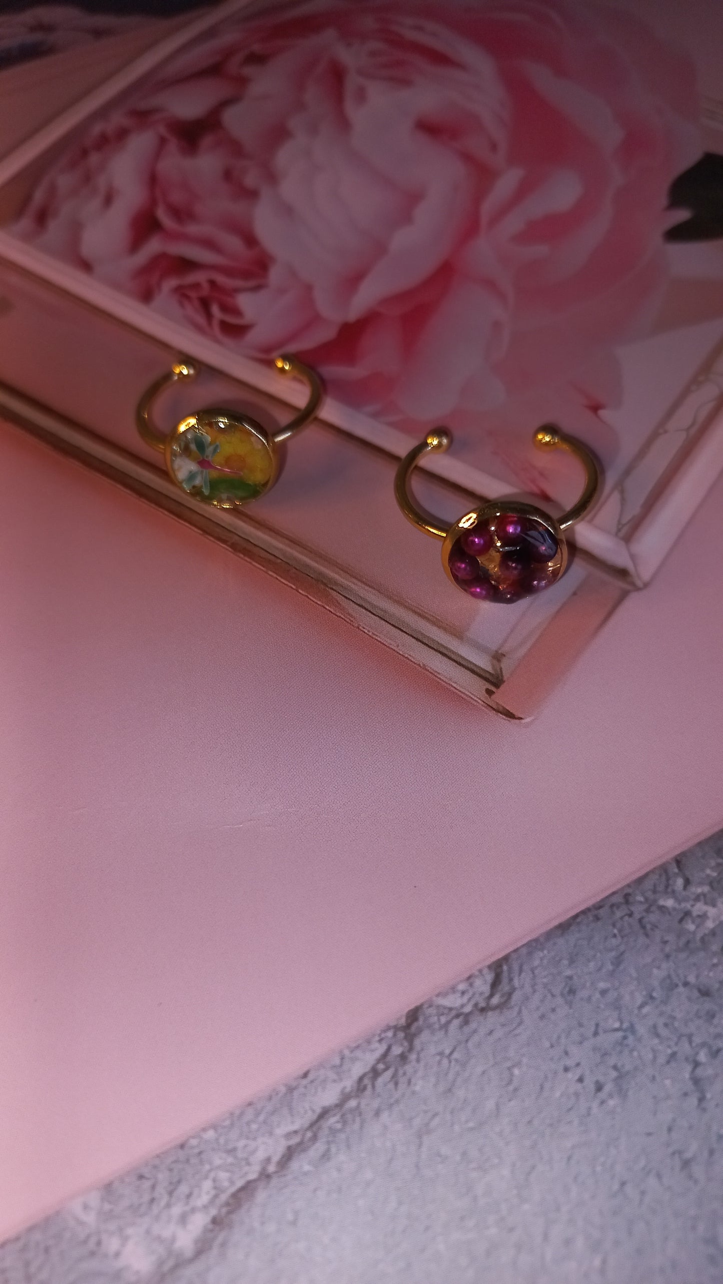 Resin & Metal flower rings