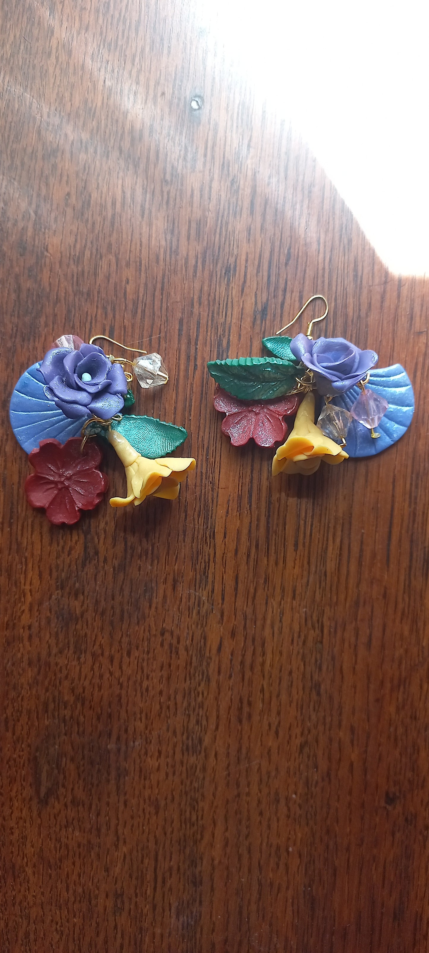 Flower cluster earrings